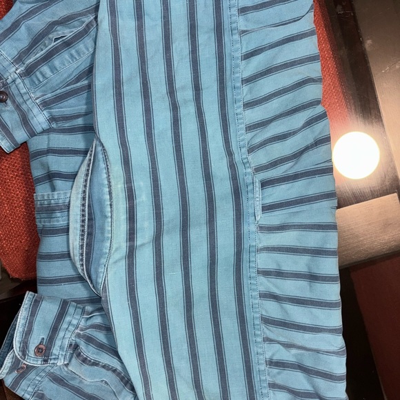 ⭐️Thick blue button up shirt⭐️ - Picture 3 of 3